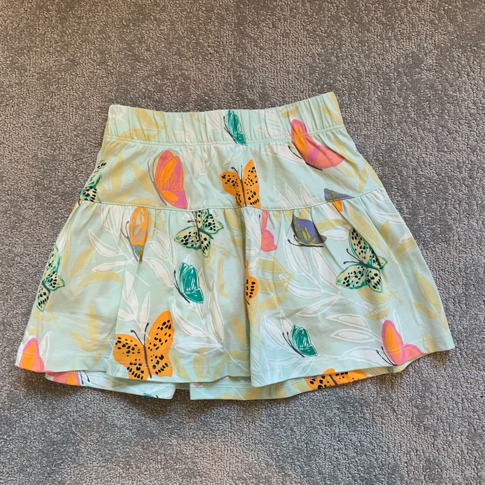 Brand new, never worn Tea skirt/skort
